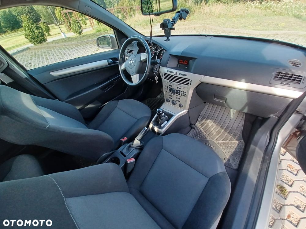 Opel Astra 1.8 Selection - 18