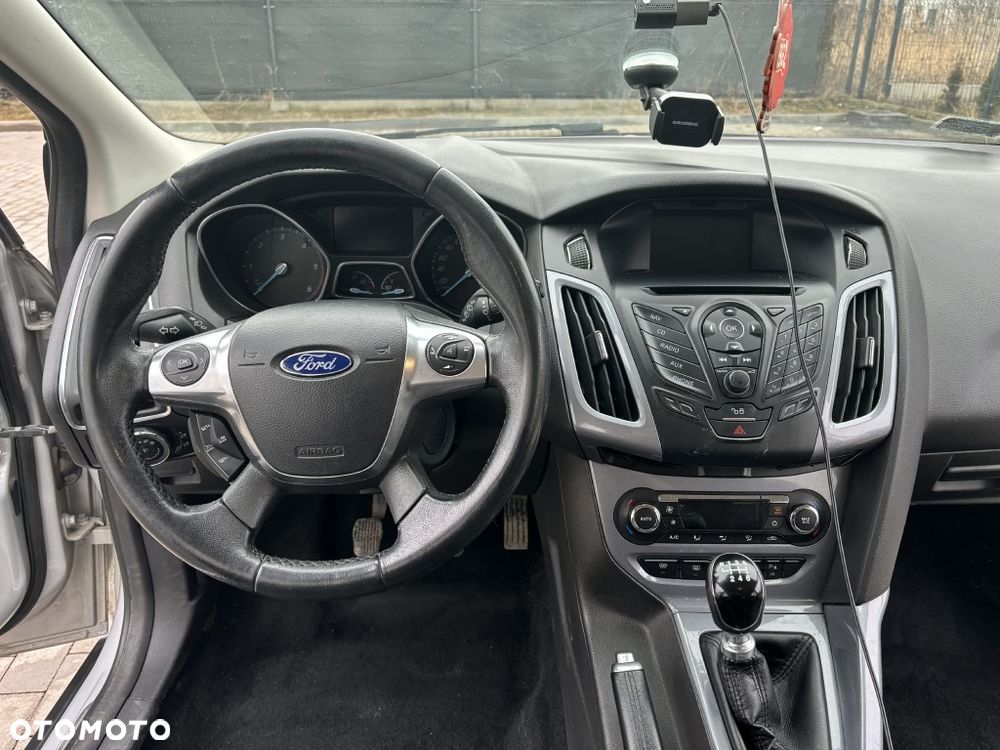 Ford Focus - 8
