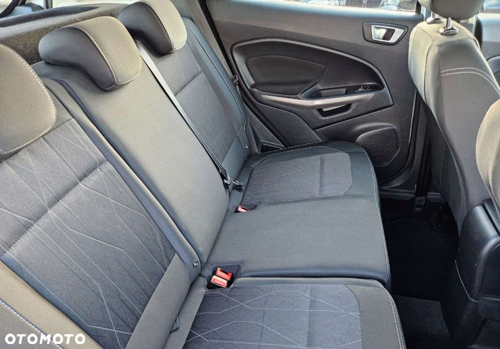 Ford EcoSport - 24