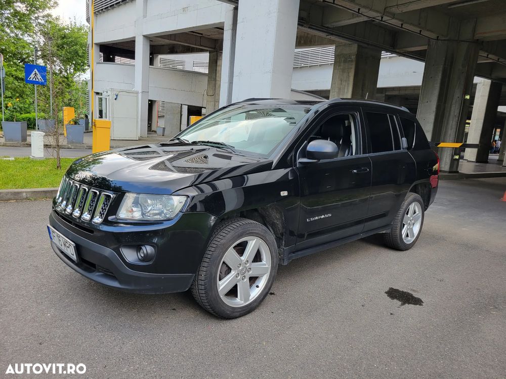 Jeep Compass - 1