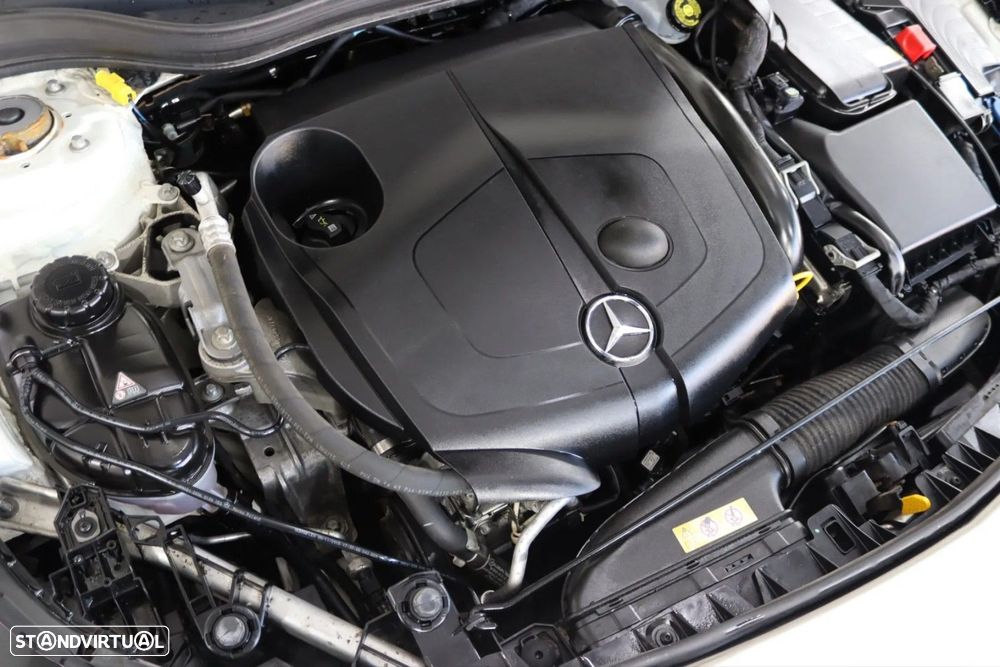 Mercedes-Benz CLA 200 d AMG Line - 16