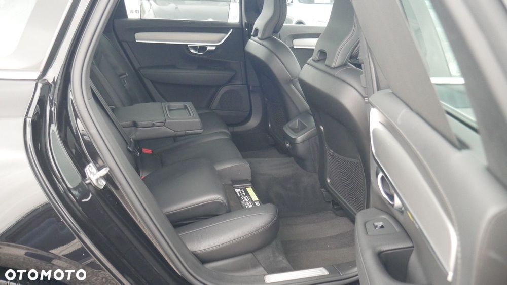 Volvo V90 - 23