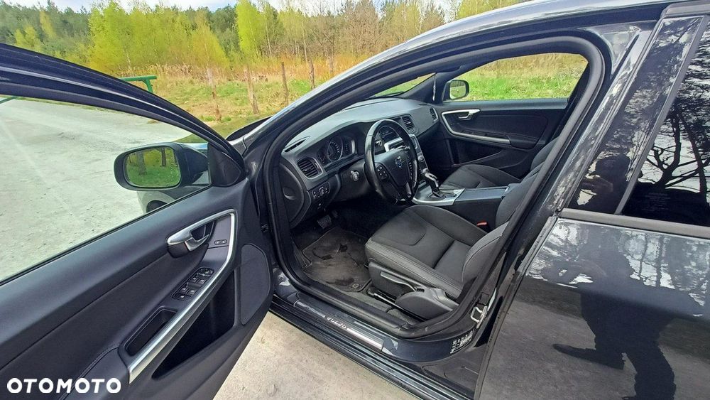 Volvo V60 - 13
