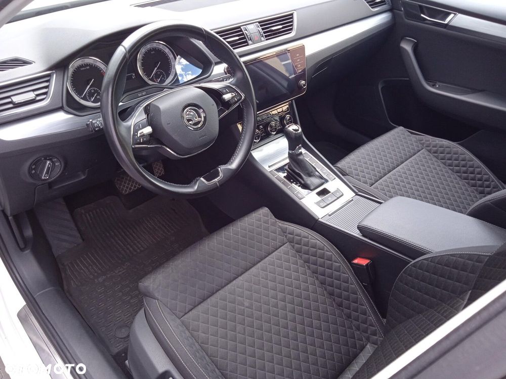 Skoda Superb 1.5 TSI Ambition DSG - 11