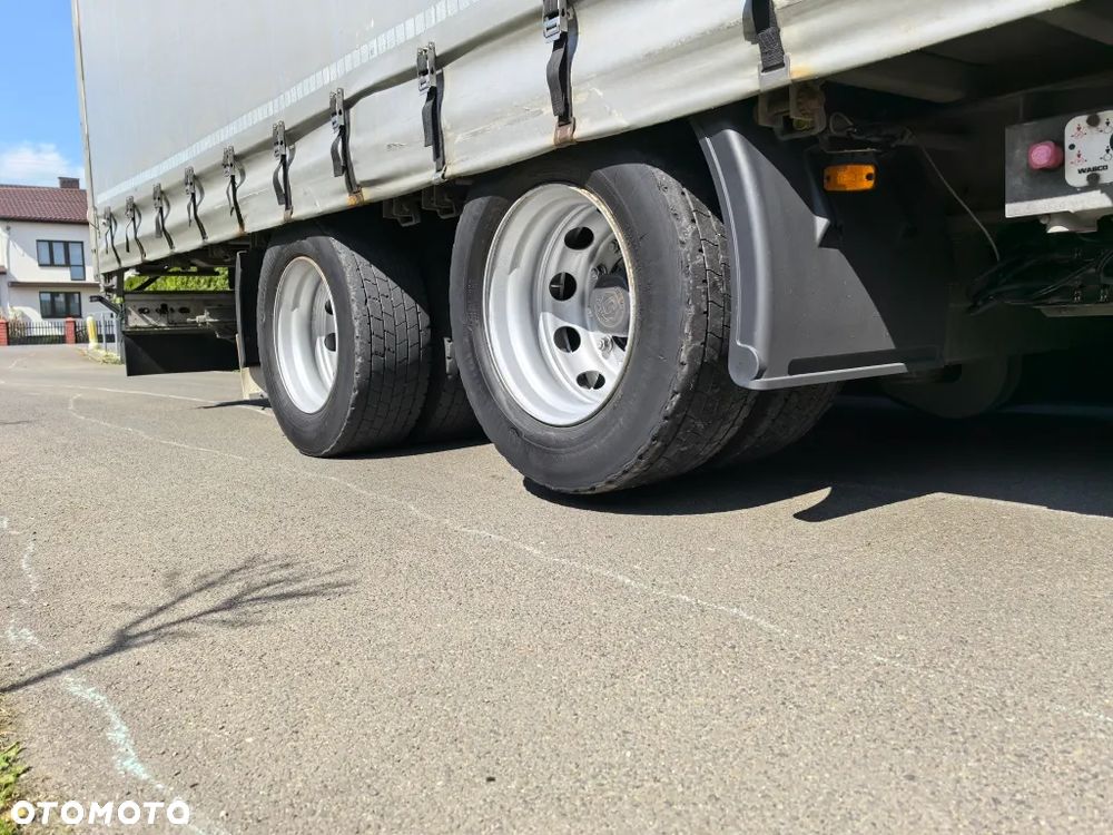 MAN TGX 26.480 // Zestaw przejazdowy z przyczepą // Firanka // - 31