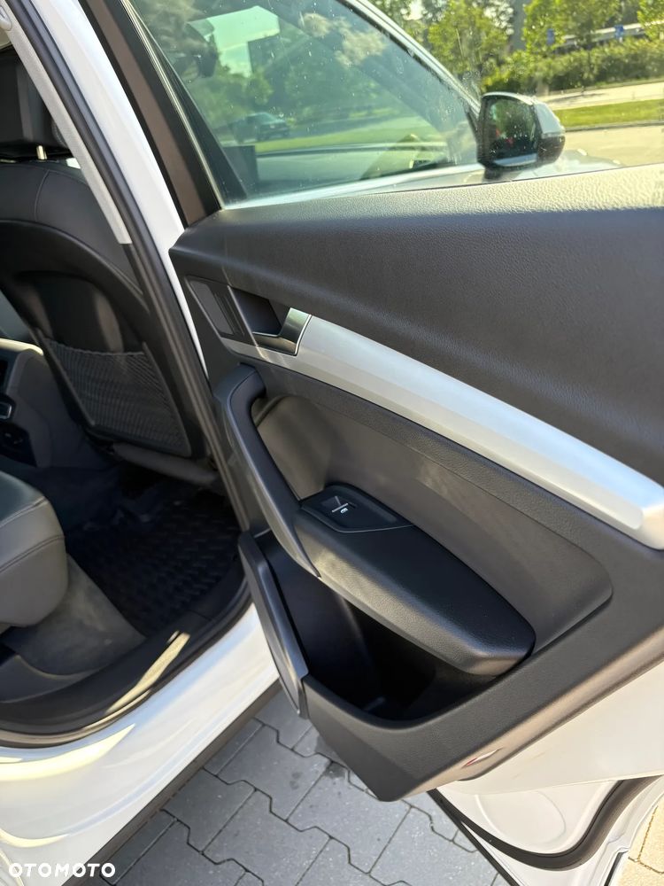 Audi Q5 40 TFSI quattro S tronic - 16