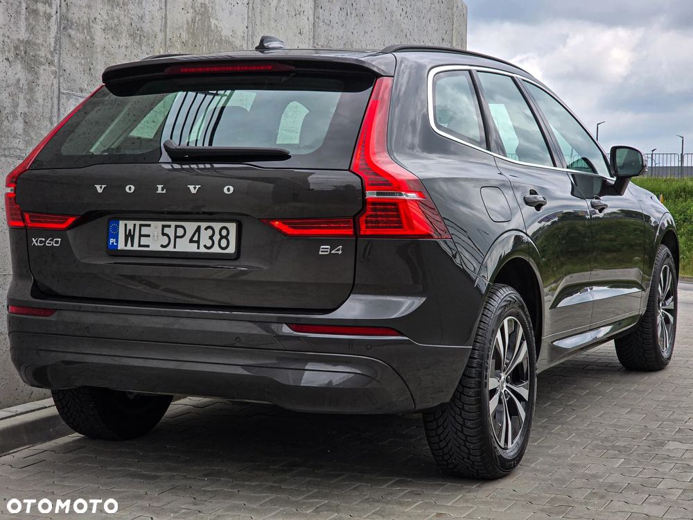 Volvo XC 60 B4 D Momentum Pro - 9
