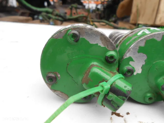 Cewka elektrozawór skrzyni biegów RE55462 RE55461 John Deere 7600 7700 7800 - 3
