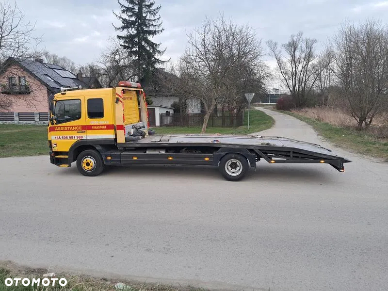 Mercedes-Benz ATEGO - 9