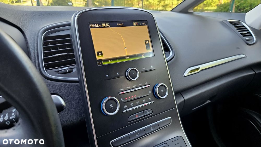 Renault Grand Scenic ENERGY TCe 115 LIMITED - 28