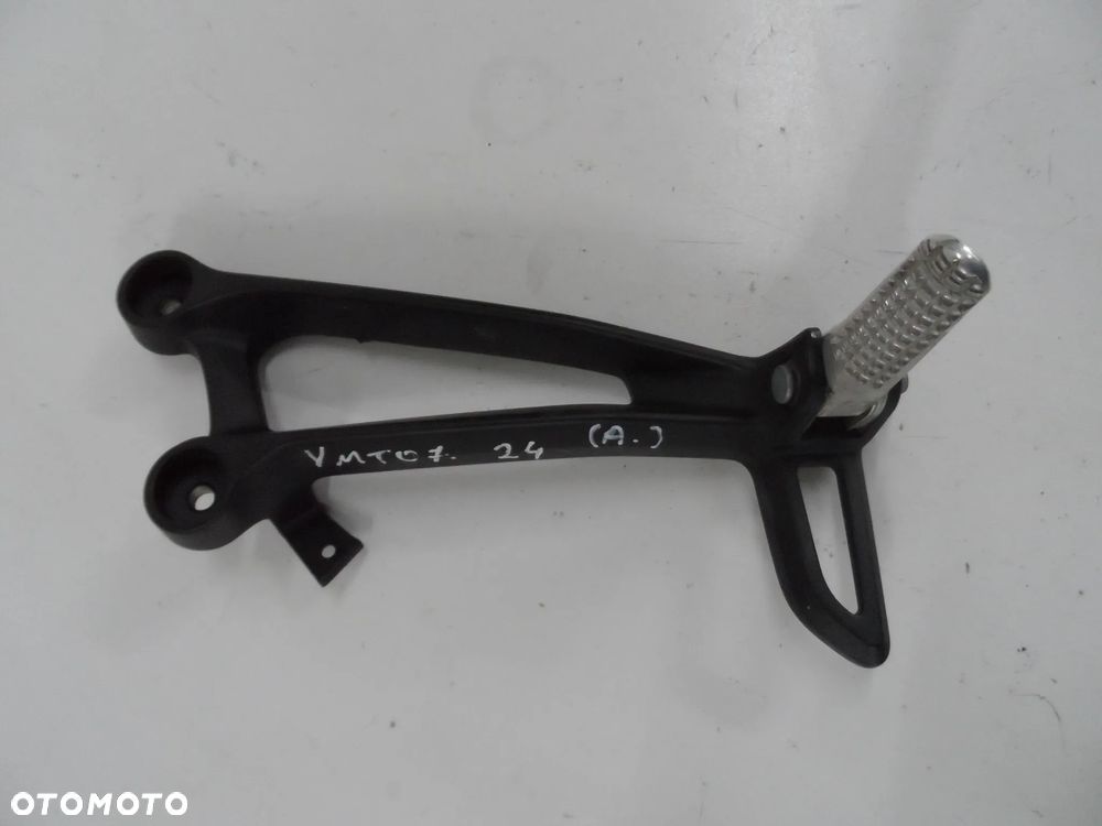 Yamaha MT07 set podnóżek podnóżek P,L - 6
