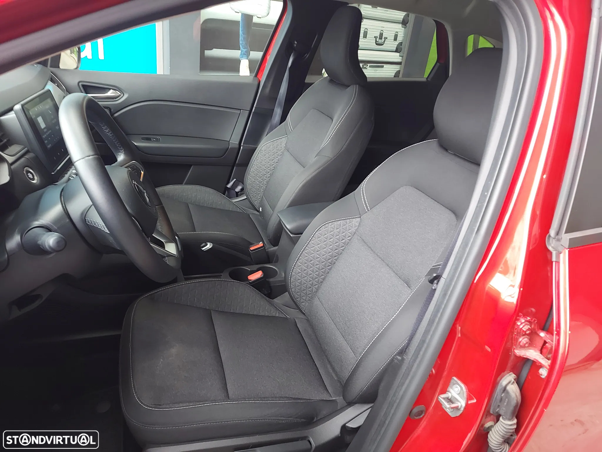Mitsubishi ASX - 10