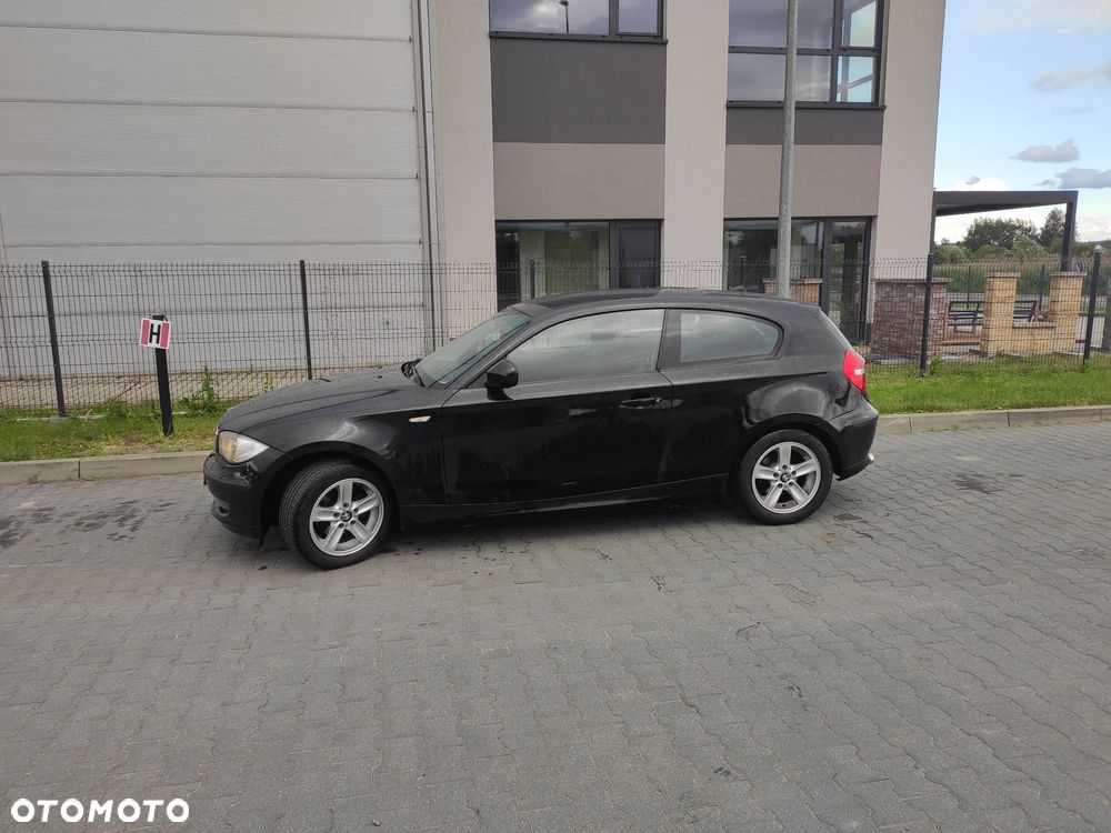 BMW Seria 1 116i - 1