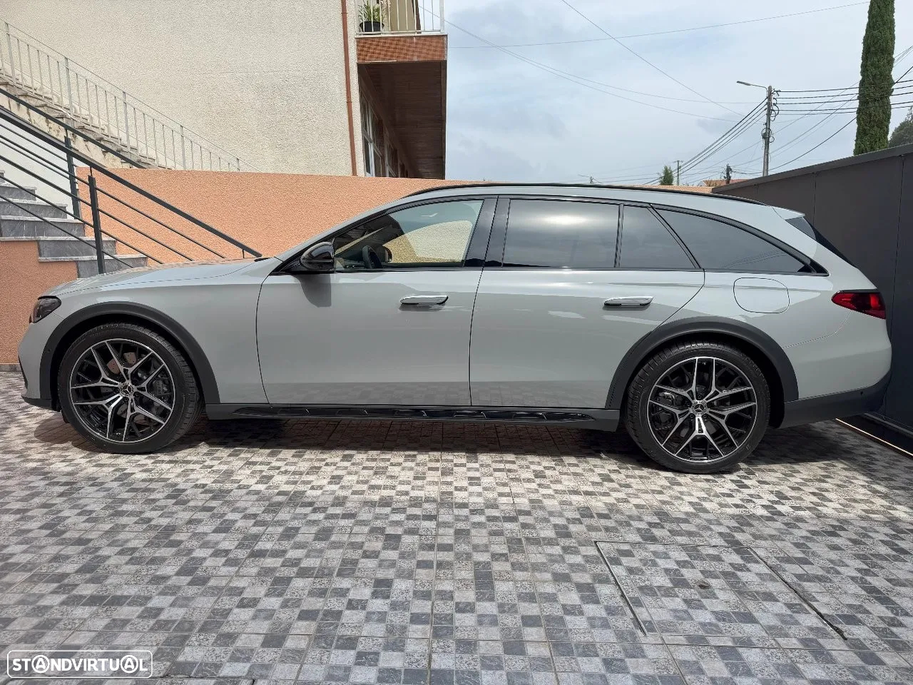 Mercedes-Benz E 300 de 4Matic All-Terrain - 4