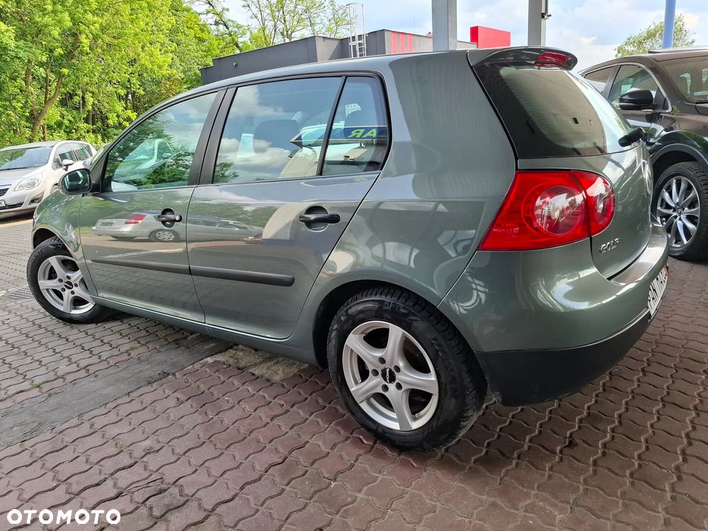 Volkswagen Golf 1.6 Comfortline - 18