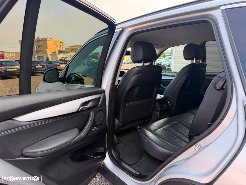 BMW X5 25 d sDrive Comfort 7L - 16