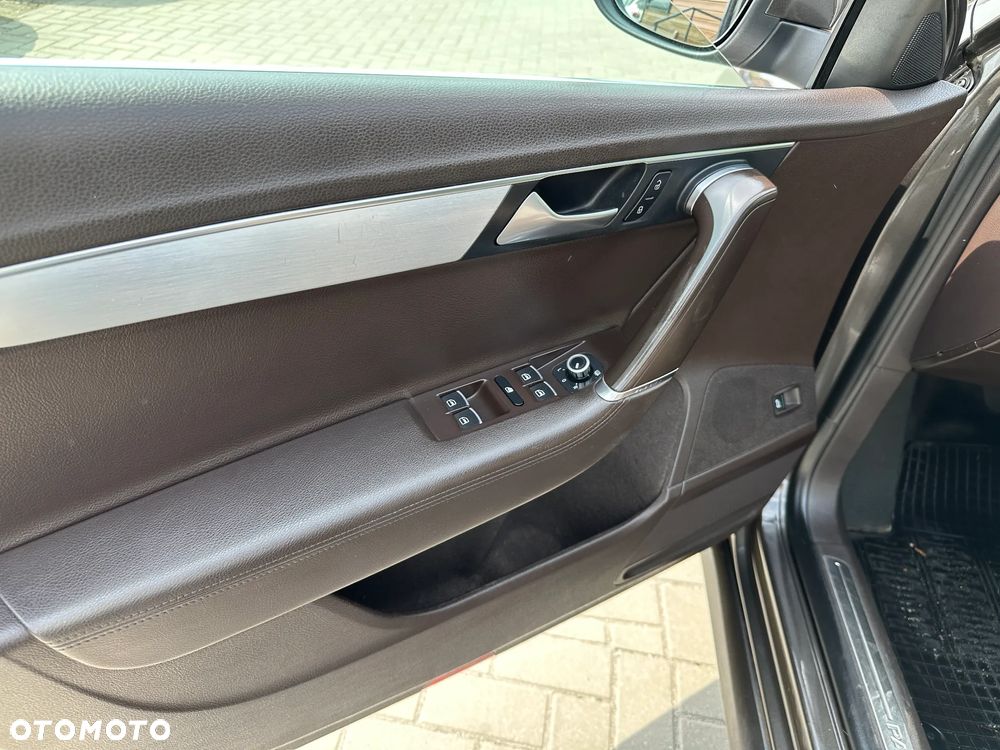 Volkswagen Passat Variant - 18