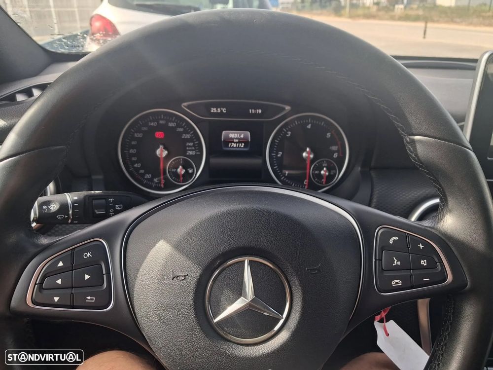 Mercedes-Benz A 180 - 6