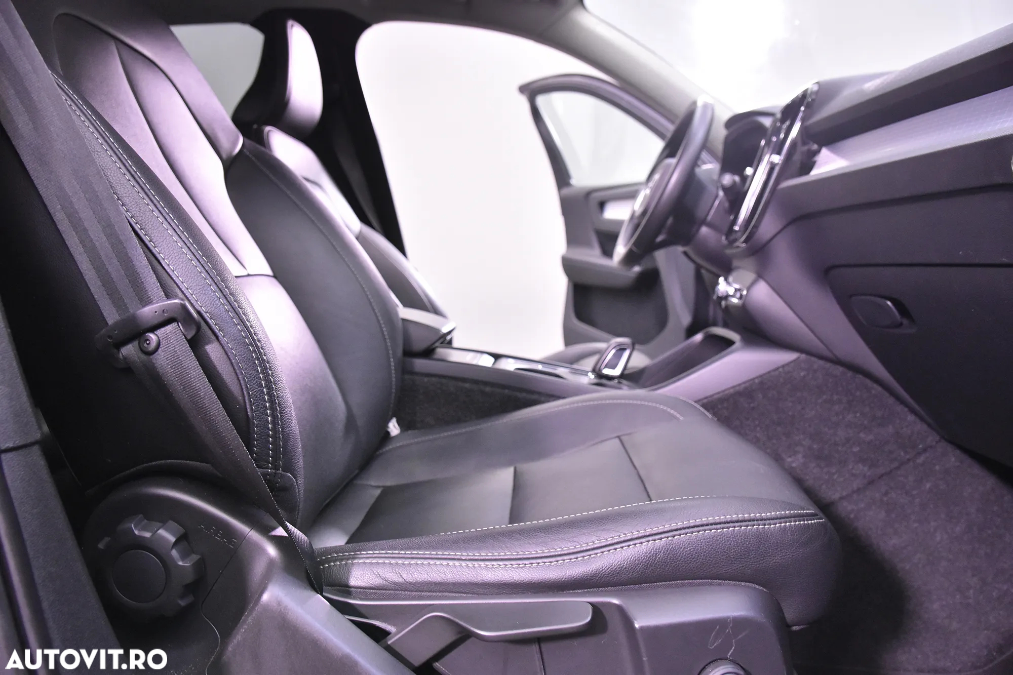 Volvo XC 40 - 11