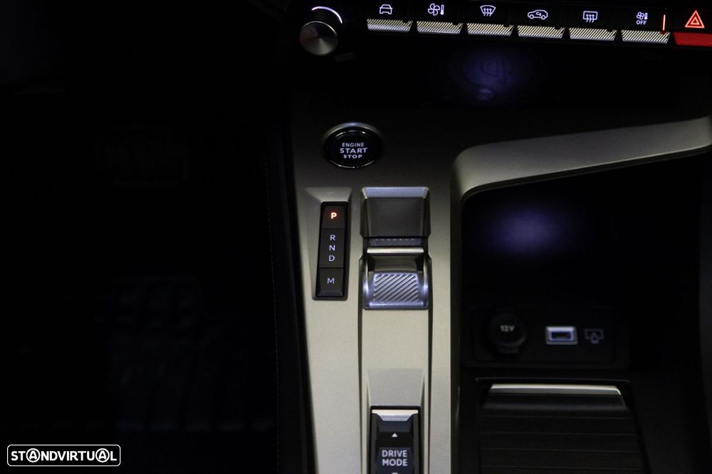 Peugeot 308 SW 1.2 PureTech Allure EAT8 - 26