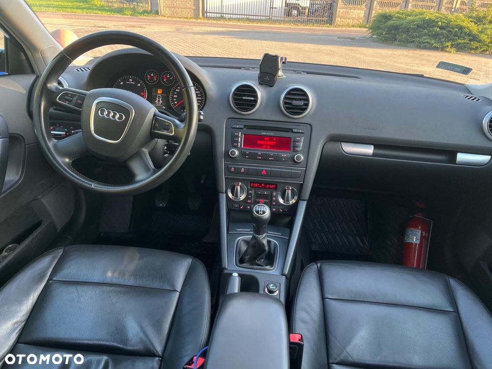 Audi A3 Sportback 1.6 TDI Ambition - 13