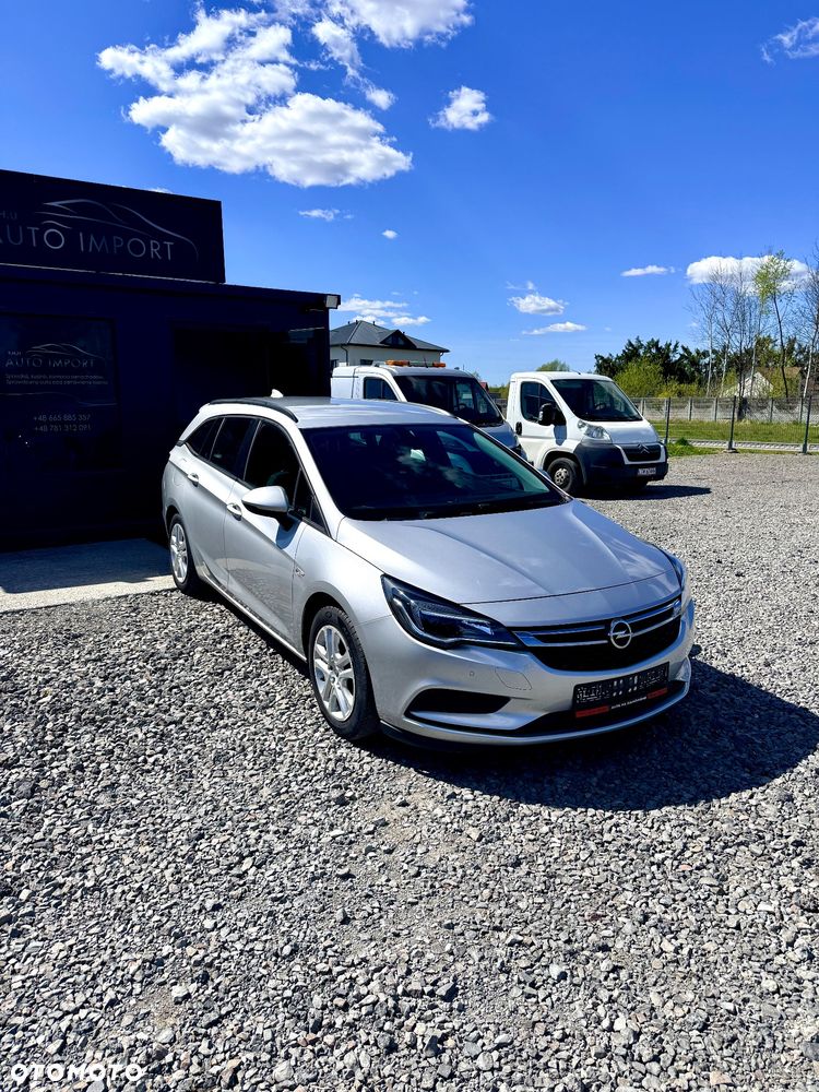 Opel Astra 1.6 D (CDTI) Start/Stop Business - 2