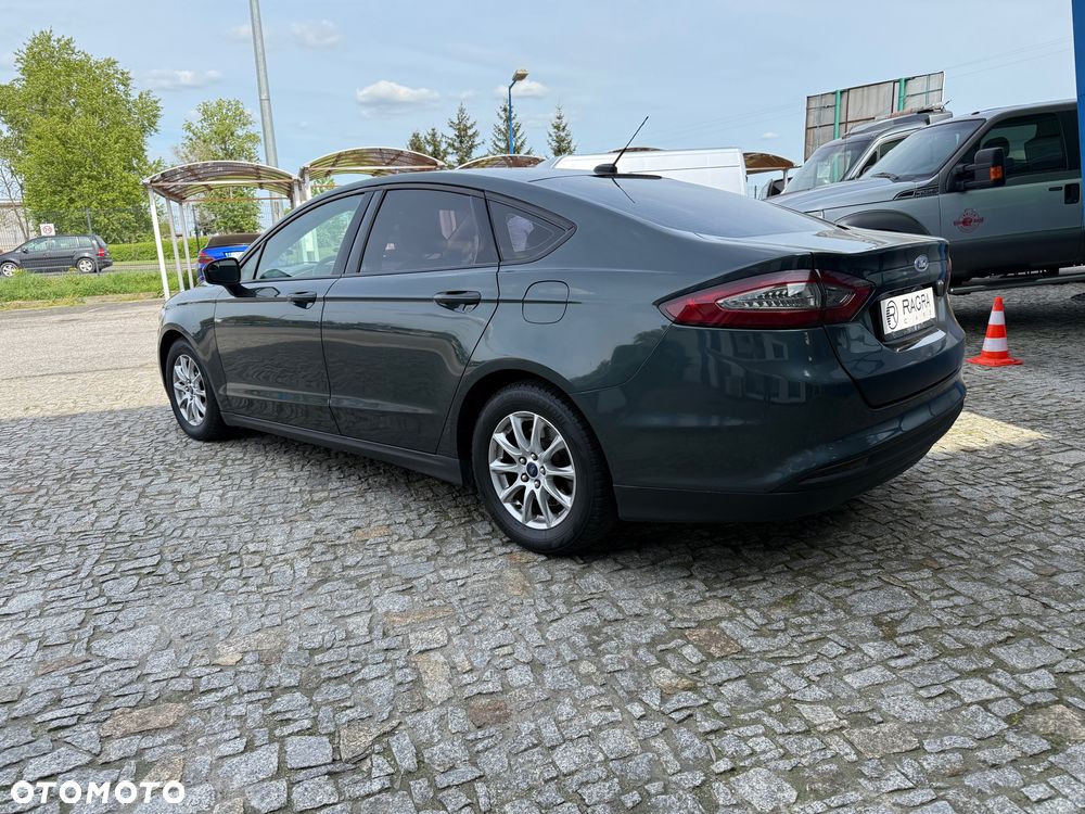 Ford Fusion - 5