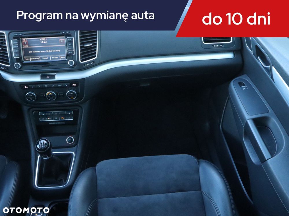 Volkswagen Sharan - 10
