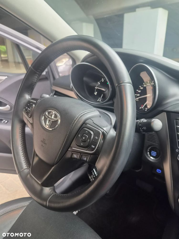 Toyota Avensis 2.0 Prestige MS - 13