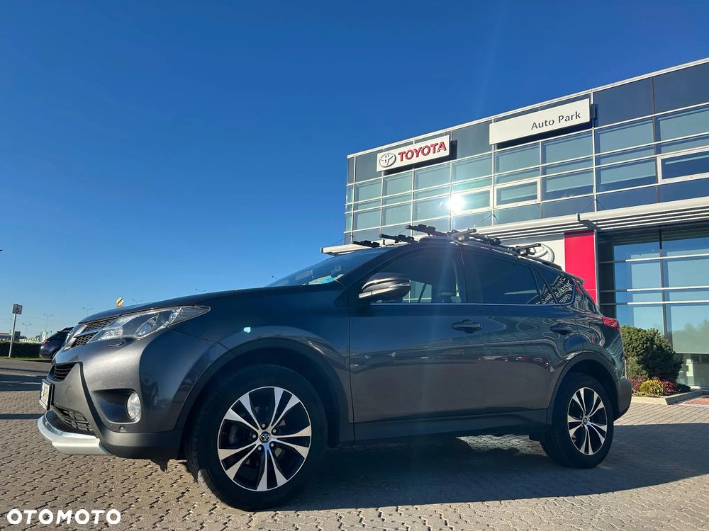 Toyota RAV4 2.0 D-4D Premium - 4