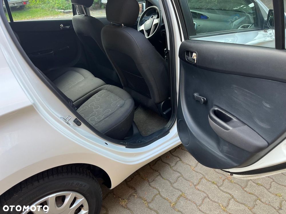 Hyundai i20 1.2 Classic - 8