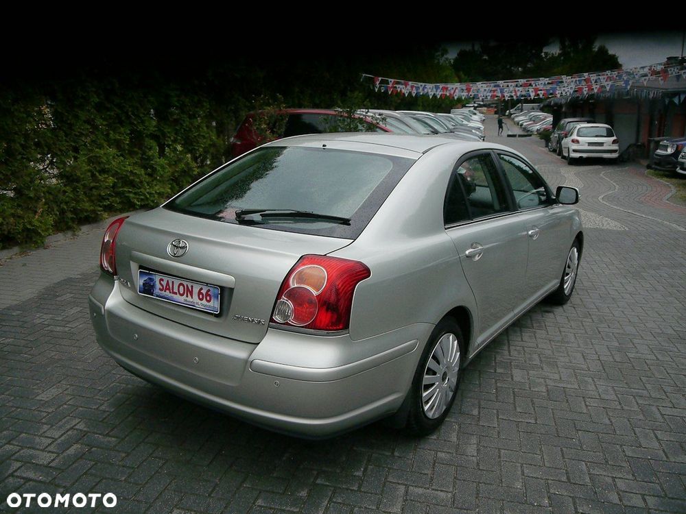 Toyota Avensis 2.0 VVT-i Sol plus Premium - 5