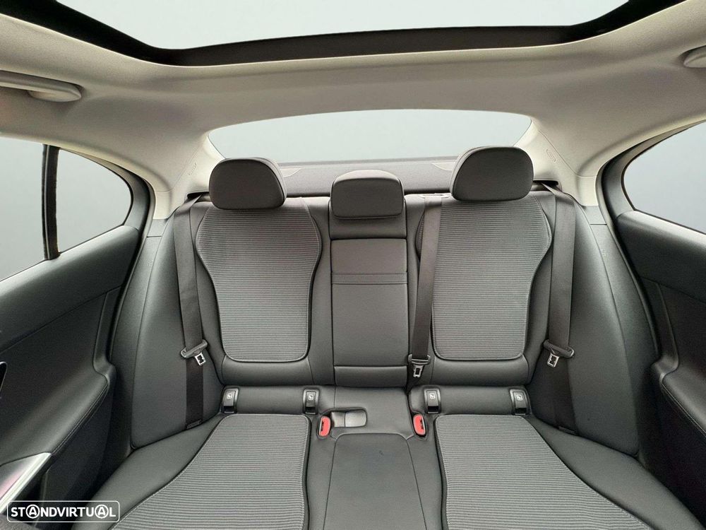 Mercedes-Benz C 300 9G-TRONIC - 14