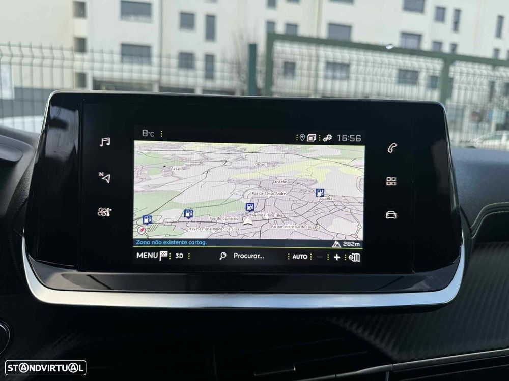 Peugeot 2008 1.2 PureTech GT EAT8 - 14