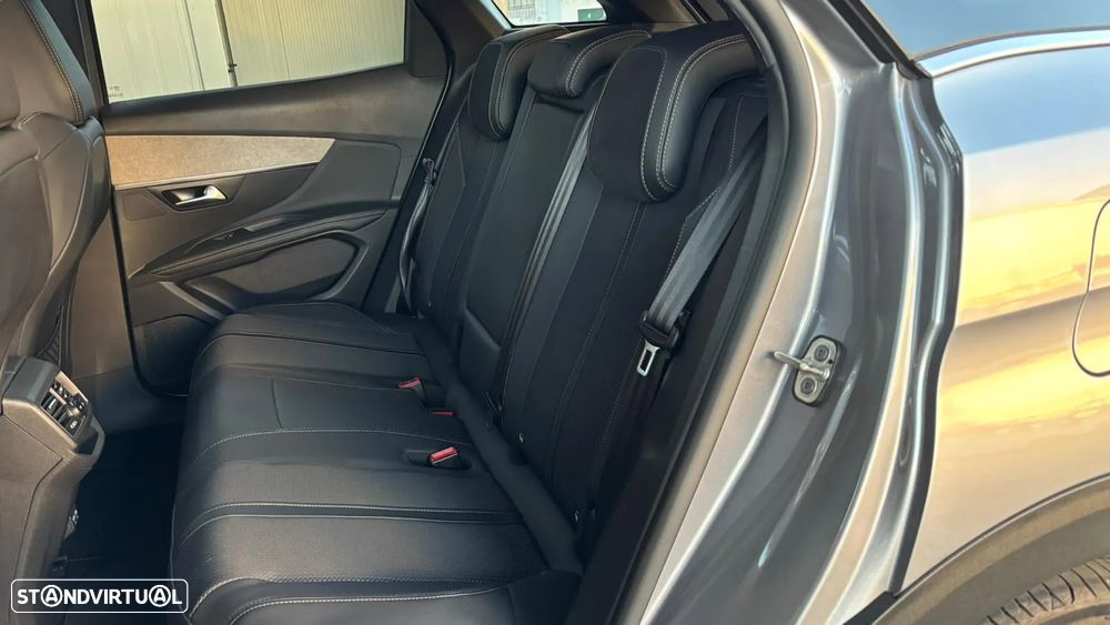 Peugeot 3008 225 e-EAT8 GT - 14