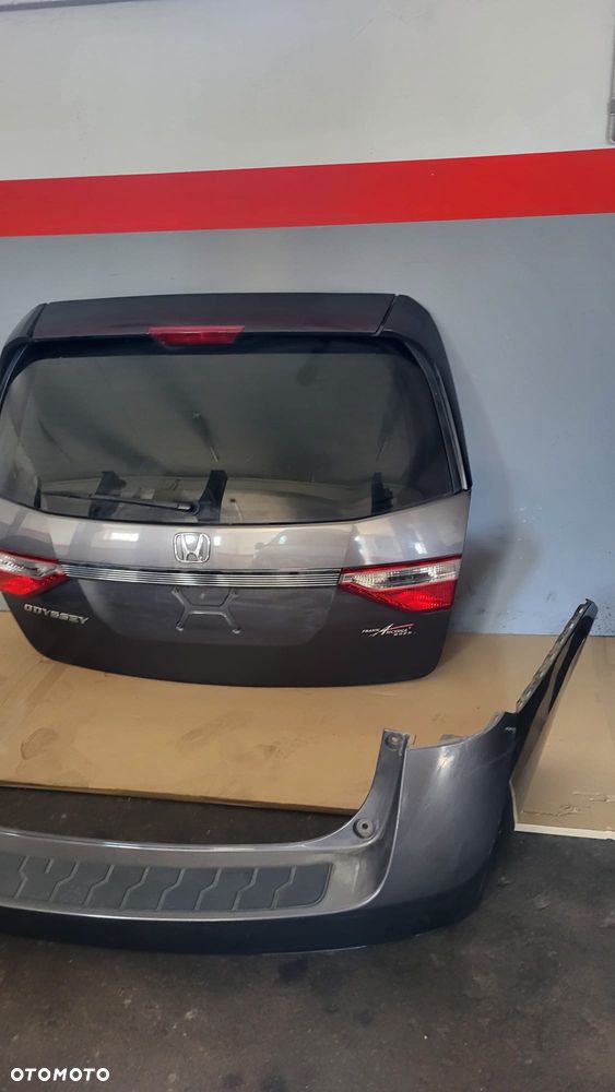 Honda odyssey 2013rok  klapa tyl - 2