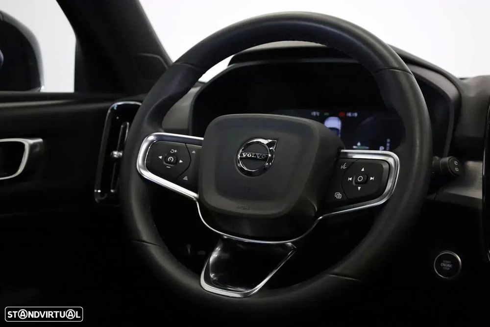 Volvo XC 40 1.5 T5 PHEV Momentum Plus - 6