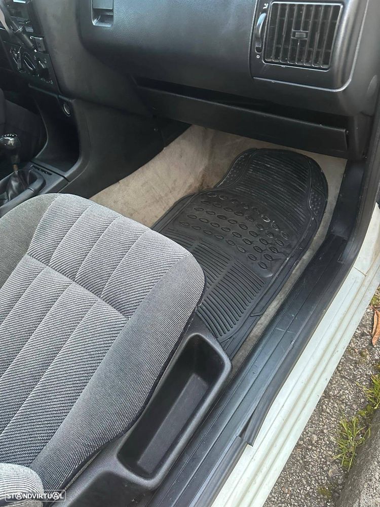 VW Passat 1.6 GL TD - 5