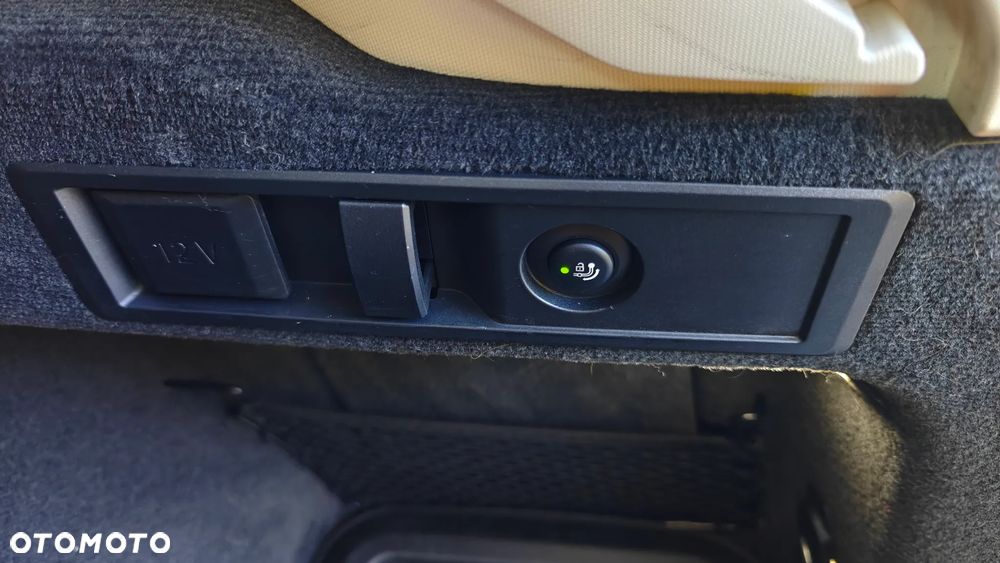 BMW Seria 3 320d Sport Line - 24