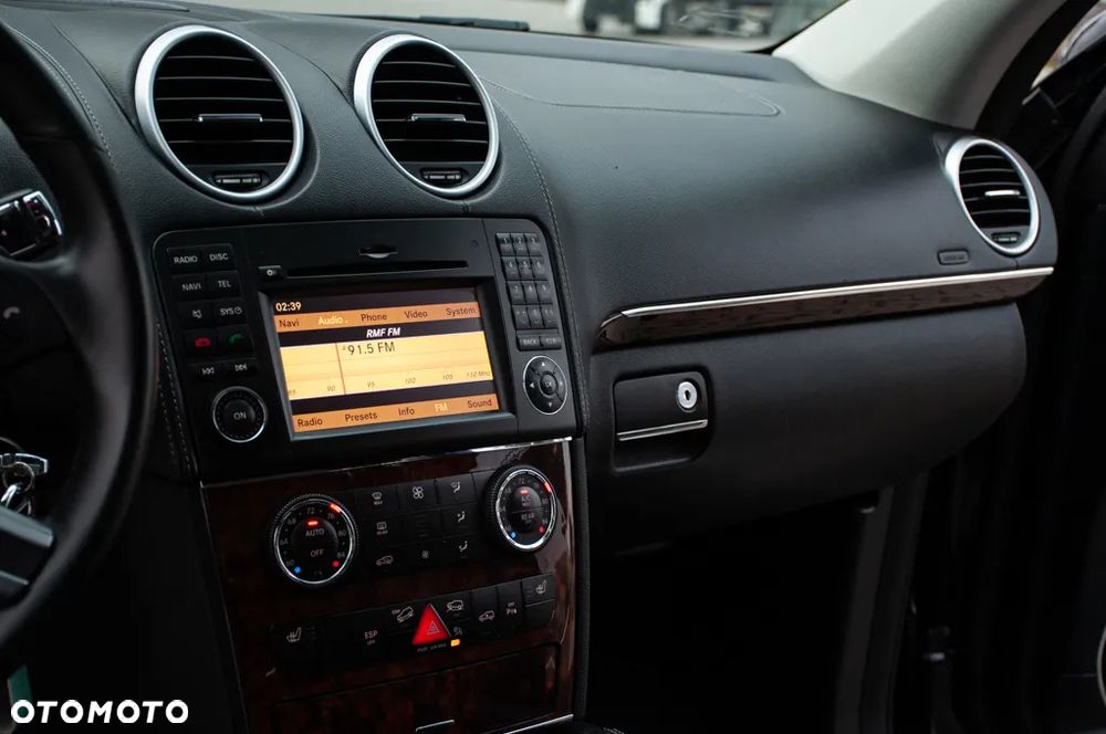 Mercedes-Benz GL 450 4Matic 7G-TRONIC - 33
