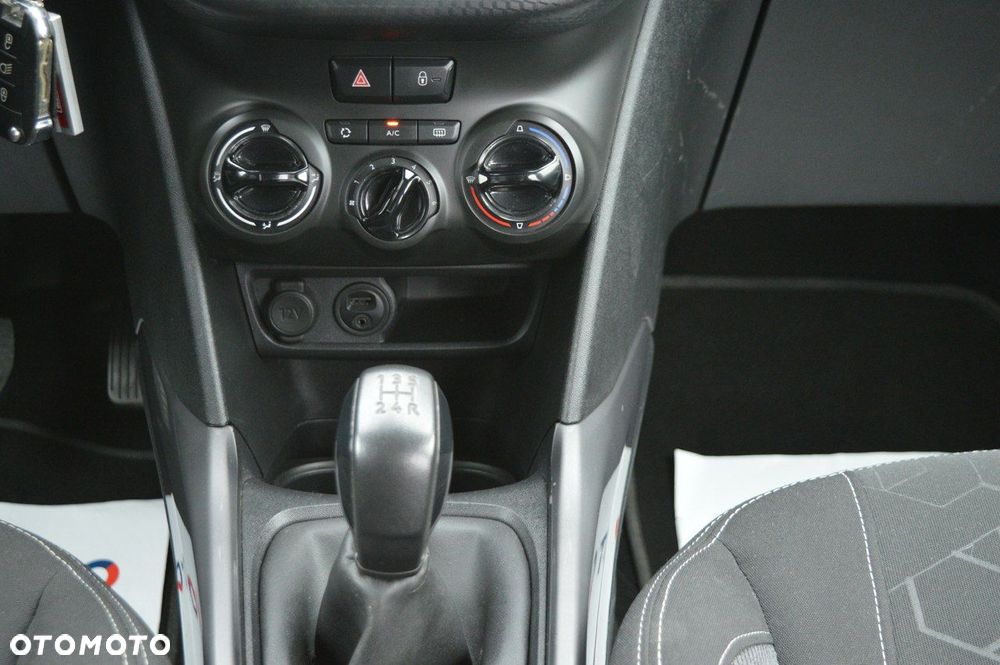 Peugeot 2008 1.2 Pure Tech Access - 29