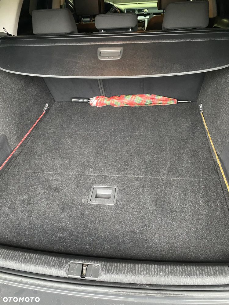 Volkswagen Passat 2.0 TDI BlueMotion Technology Highline - 26