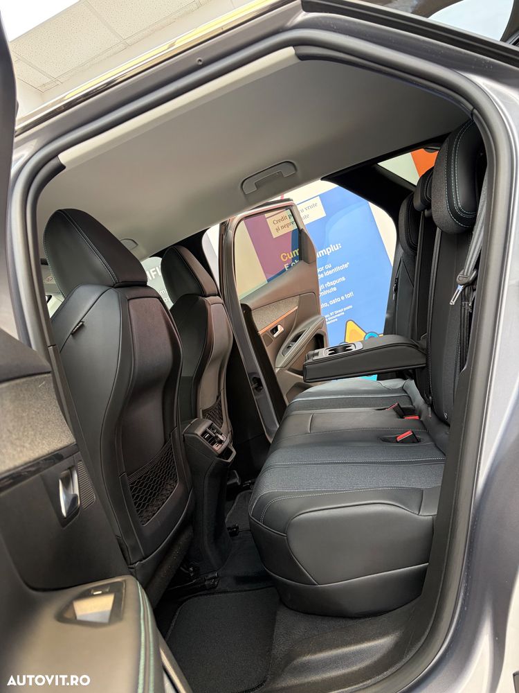 Peugeot 3008 Hybrid4 300 e-EAT8 Allure Pack - 9