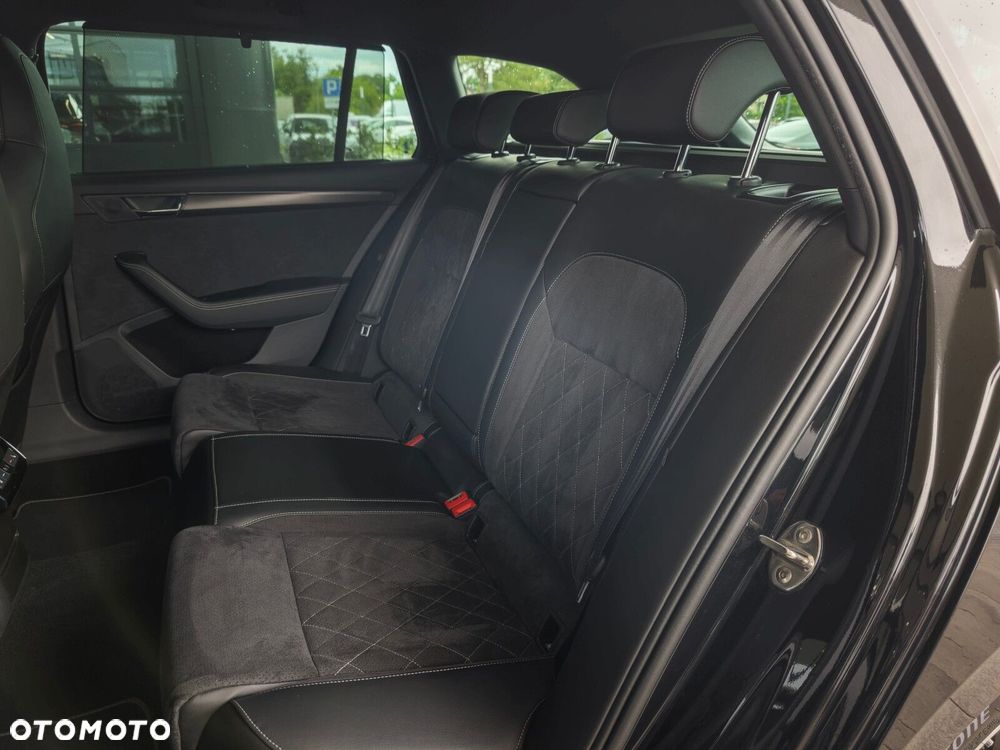 Skoda Superb 2.0 TDI SCR 4x4 Sportline DSG - 12