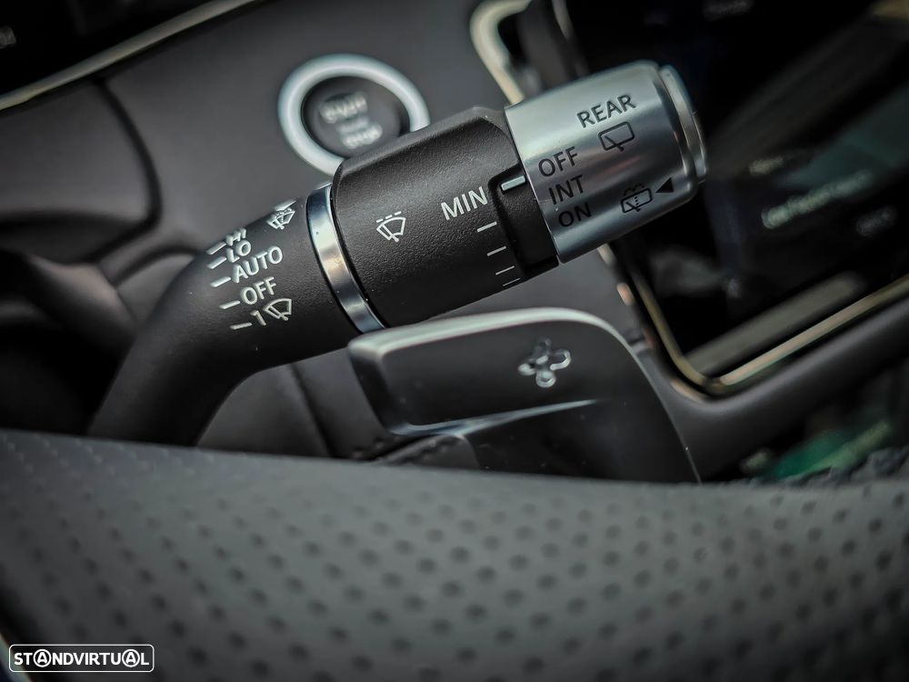 Land Rover Range Rover Evoque P300e R-Dynamic HSE - 31