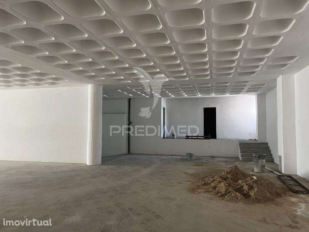 Armazém em São João da Talha - Grande imagem: 2/2