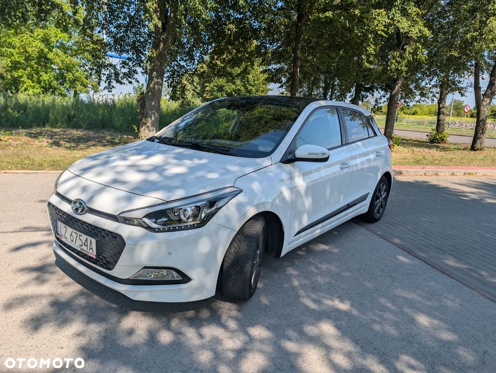 Hyundai i20 - 18