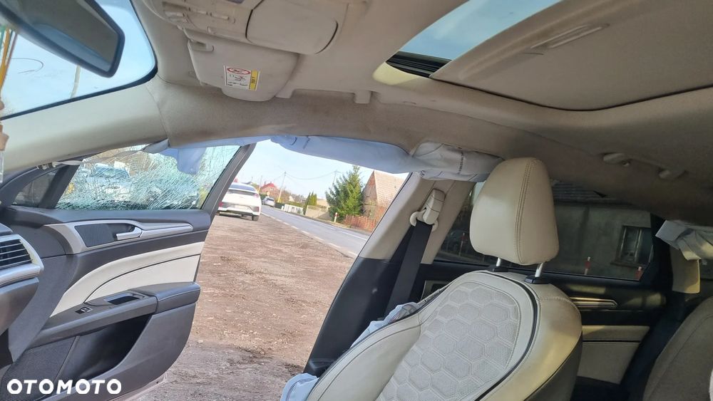 Ford Mondeo 2.0 Start-Stopp CVT Vignale - 34