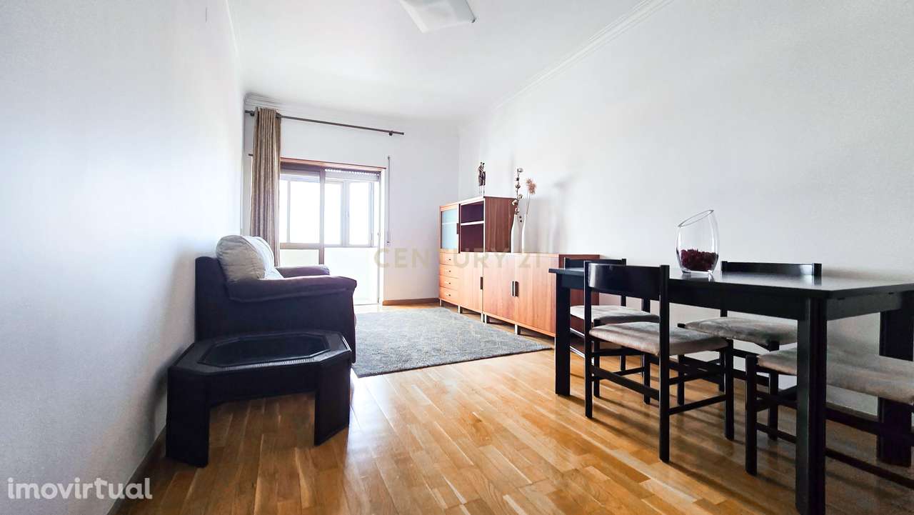 Apartamento T2 Mobilado com a Terraço no Barreiro - Grande imagem: 3/16