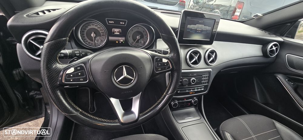 Mercedes-Benz CLA 220 (CDI) d 7G-DCT Urban - 17